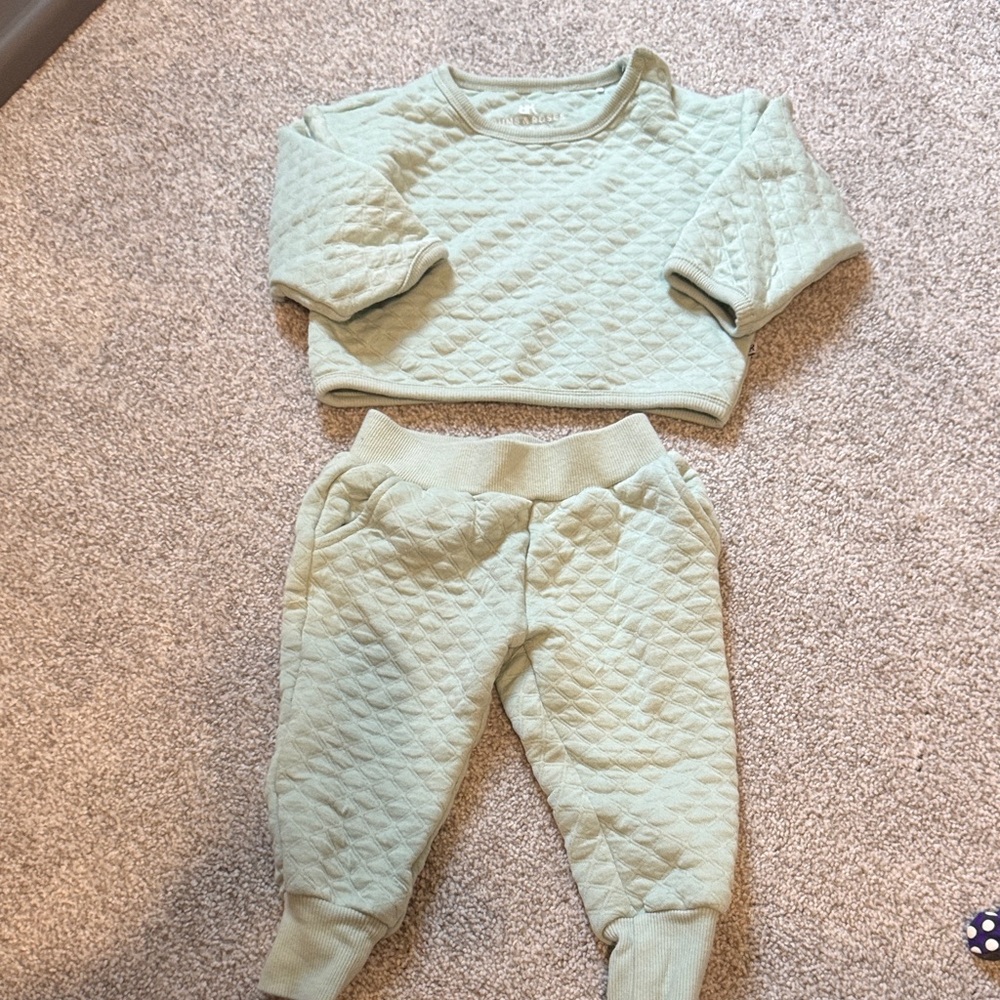 Kids Quilted Matching Set in Mint - Comfortable Sweatshirt & Joggers